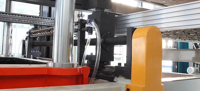 Hydraulic Screen Changer